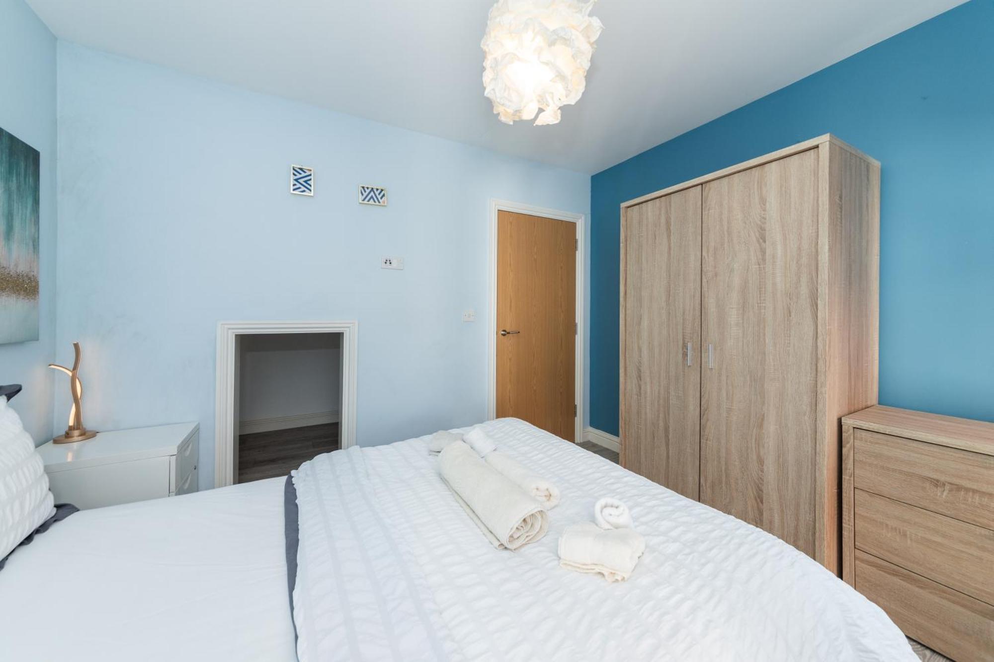 Apartment Ibex House Free Parking 2 Beds Fully Equipped Reading